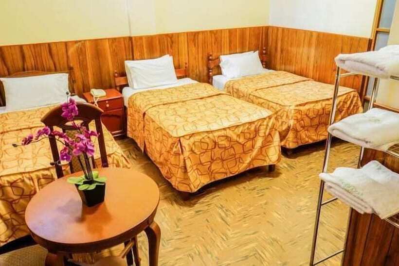 חדר סטנדרט לשלושה, Hostal Las Terrazas