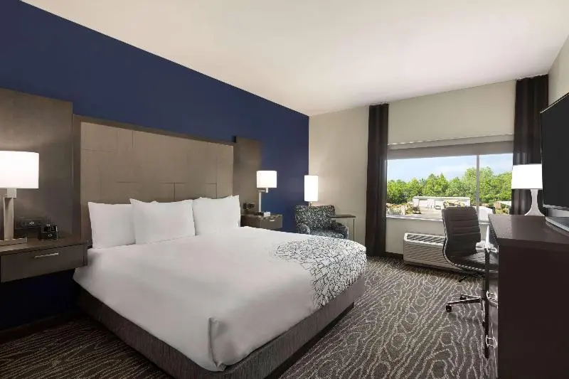 キングサイズベッドのスタンダードルーム, La Quinta By Wyndham Rock Hill