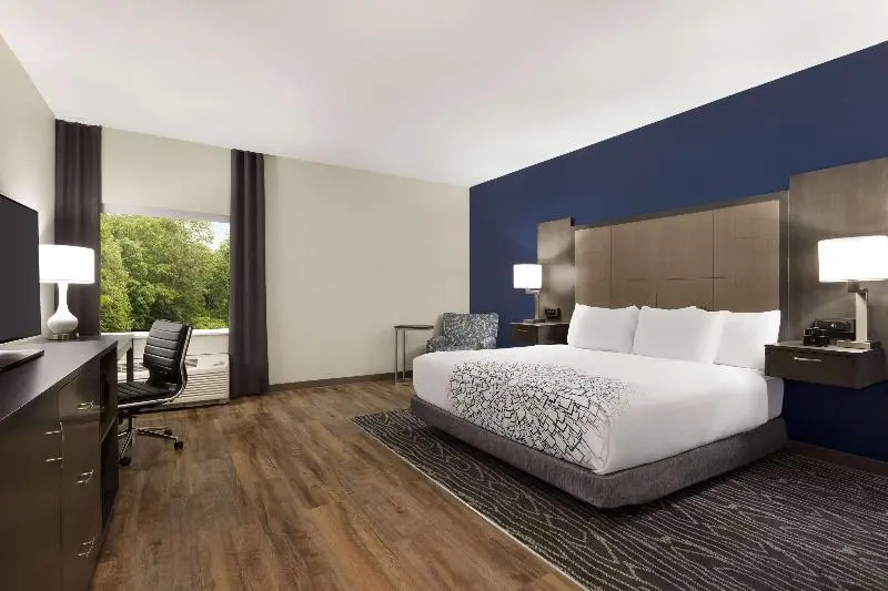キングサイズベッドのスタンダードルーム, La Quinta By Wyndham Rock Hill