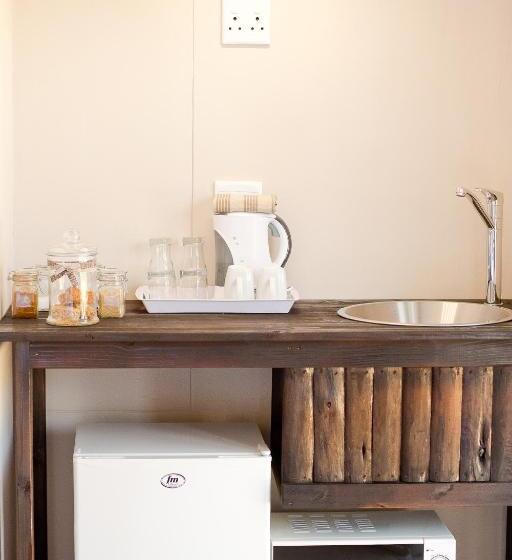 اتاق لوکس خانوادگی, Cavallo Guesthouse