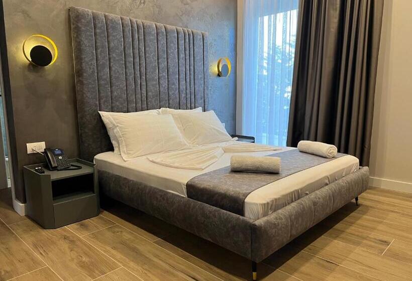 اتاق لوکس با بالکن, Domus Hotel & Apartments
