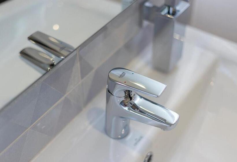 标准工作室, Apartua кропивницький