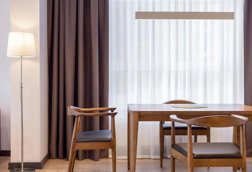 单卧家庭公寓, Apartua кропивницький