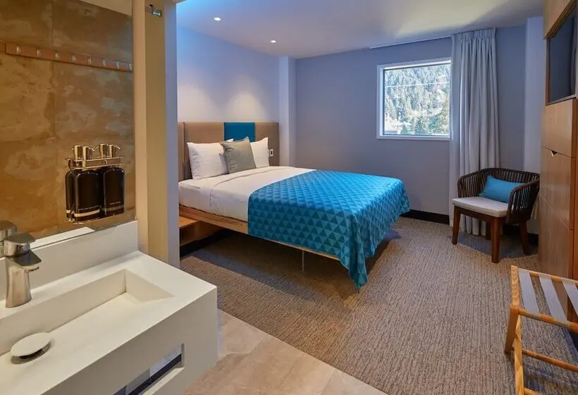 デラックスルーム, Mi Pad Queenstown