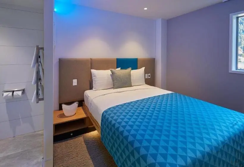 デラックスルーム, Mi Pad Queenstown