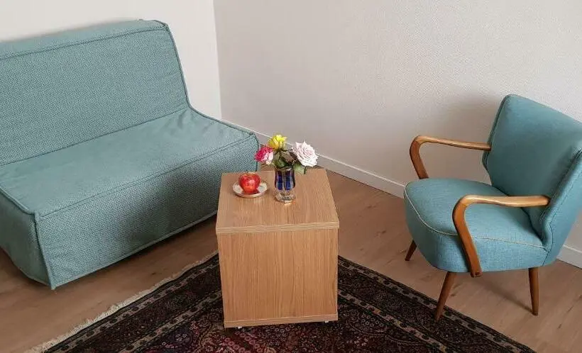 コンフォートルーム, Stüttgens