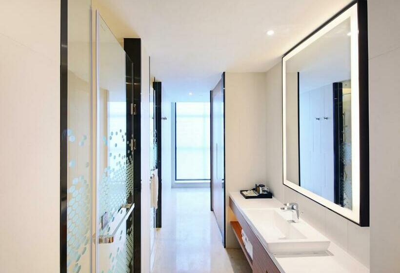 اتاق لوکس, Hampton By Hilton Zhuhai Cheng Feng Plaza