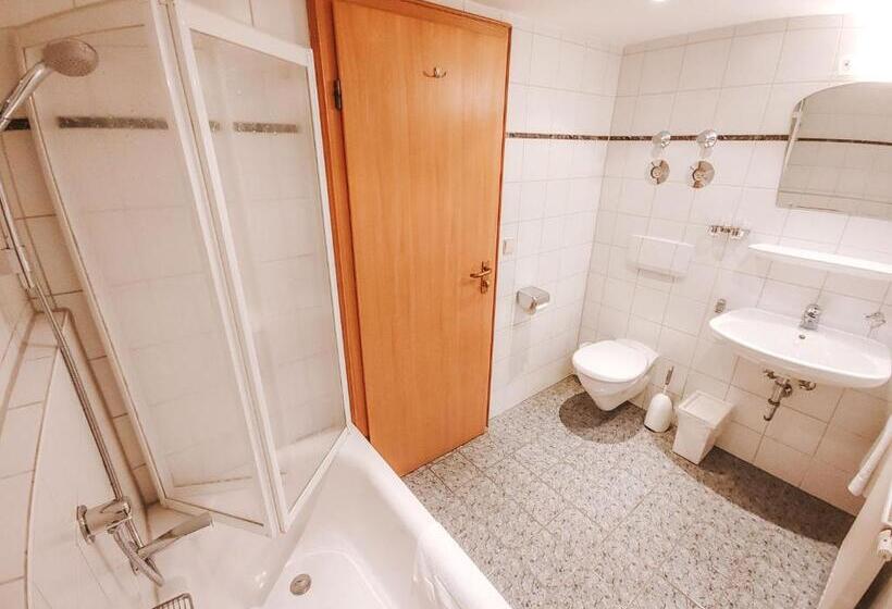 آپارتمان 2 خوابه با تراس, Kaiserhof