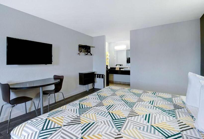 اتاق استاندارد با تخت بزرگ, Studio 6 Fort Worth, Tx   Stockyards East