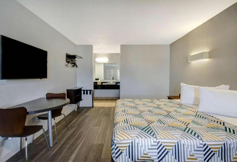 اتاق استاندارد با تخت بزرگ, Studio 6 Fort Worth, Tx   Stockyards East