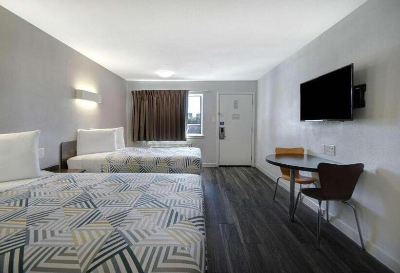 اتاق استاندارد چهار تخته, Studio 6 Fort Worth, Tx   Stockyards East