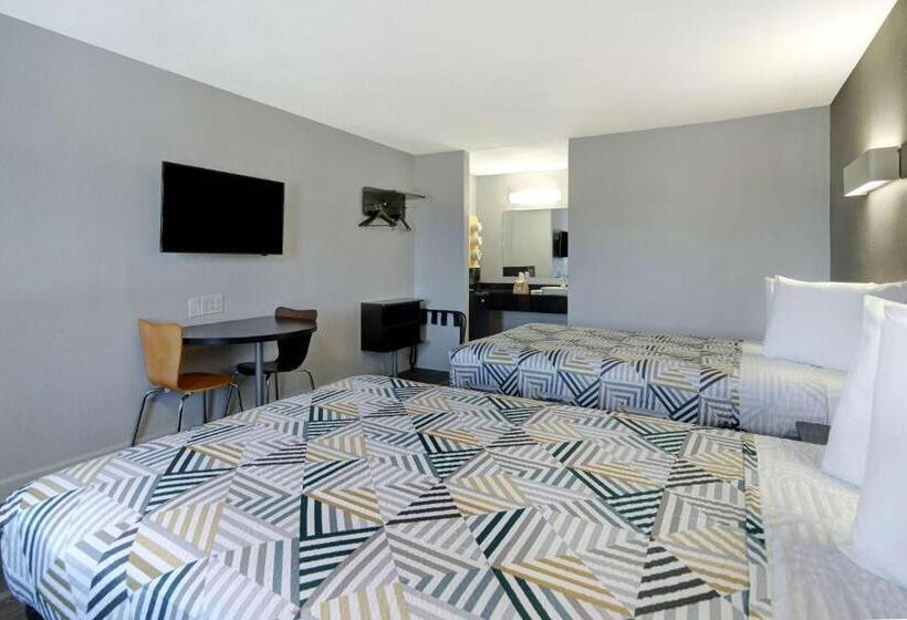 اتاق استاندارد چهار تخته, Studio 6 Fort Worth, Tx   Stockyards East