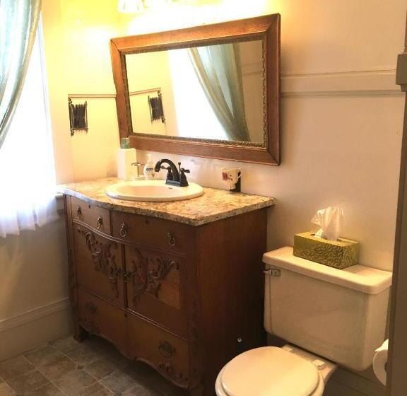 غرفة ديلوكس, Old Iron Inn Bed And Breakfast