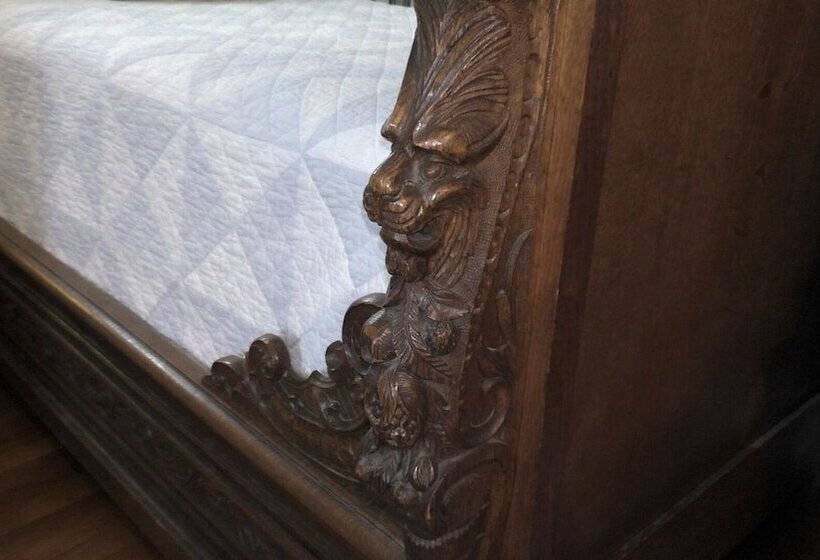 Номер Стандарт, Old Iron Inn Bed And Breakfast