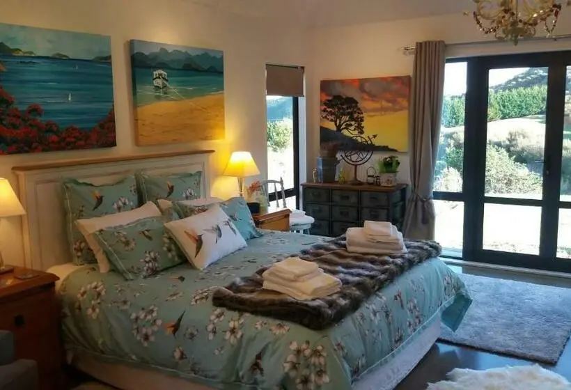 デラックスルーム, Boutique Art Retreat