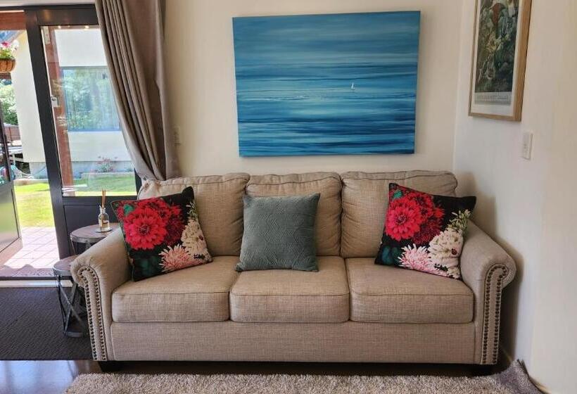 חדר דלוקס, Boutique Art Retreat