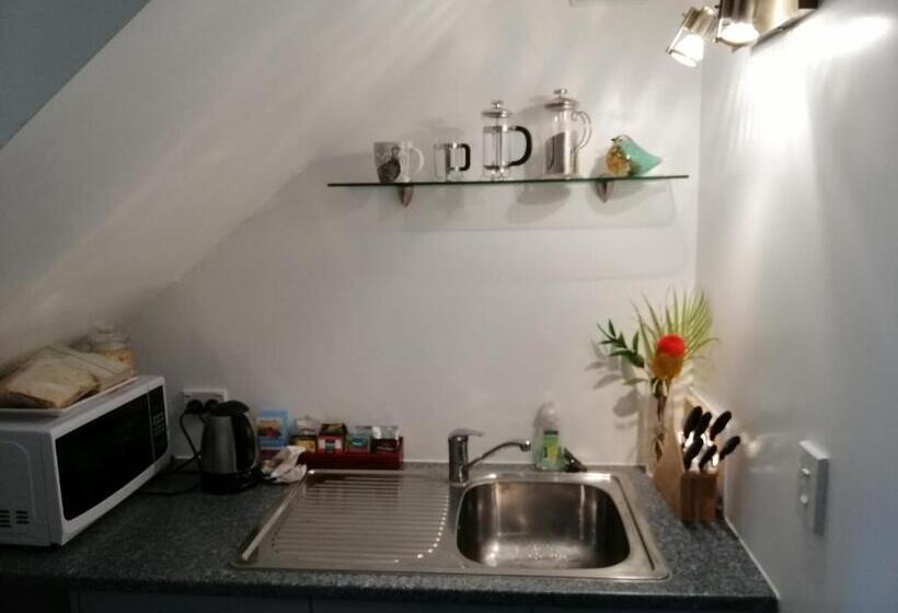 חדר דלוקס, Boutique Art Retreat