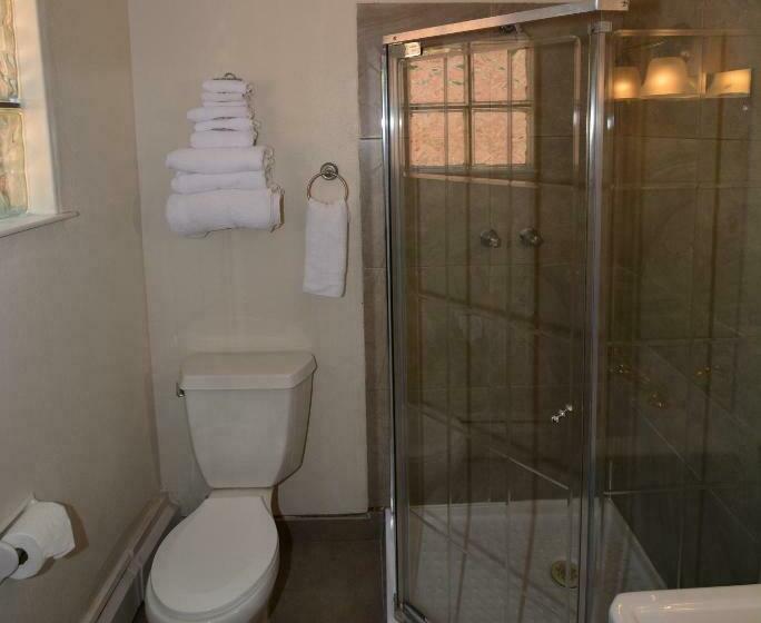 اتاق استاندارد, Western Hills Motel