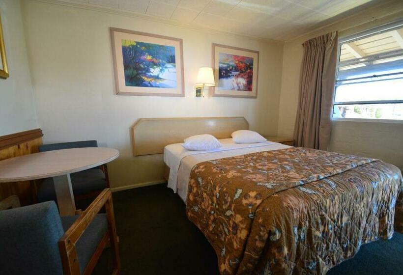 اتاق استاندارد, Western Hills Motel