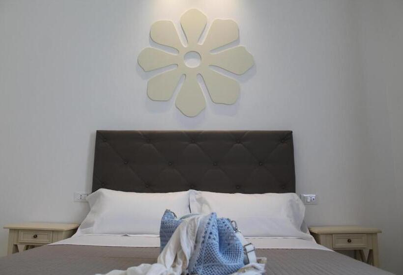 デラックスルーム, Flos Guest House