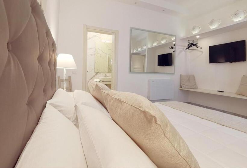 デラックスルーム, Flos Guest House