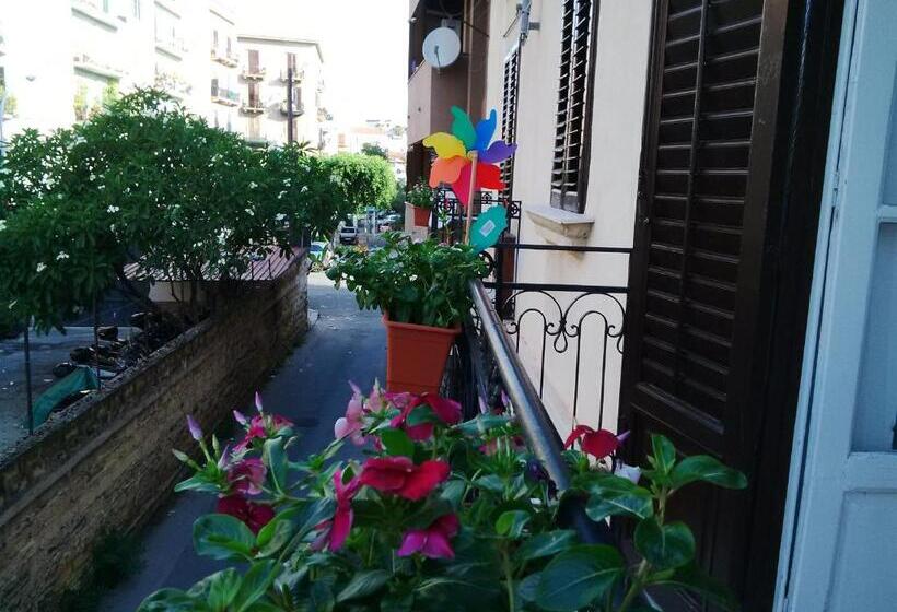 اتاق استاندارد سه نفره, Bed&book Palazzo Cutelli