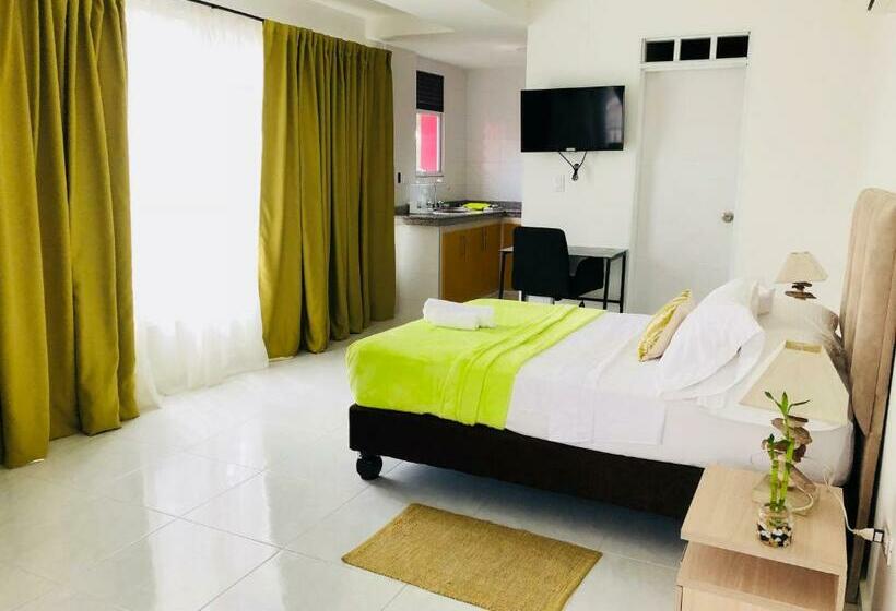 סטודיו דלוקס, Edificio Saintjoseph