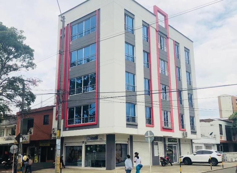 스탠다드 스튜디오, Edificio Saintjoseph