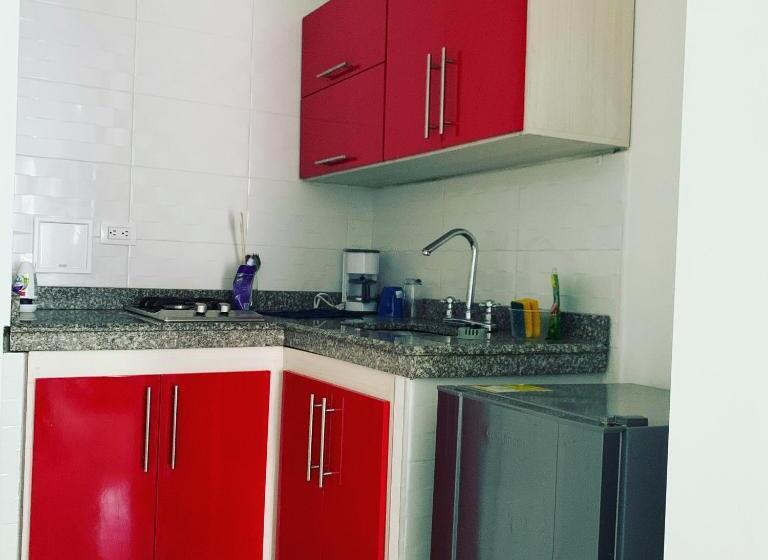 סטודיו משפחתי, Edificio Saintjoseph