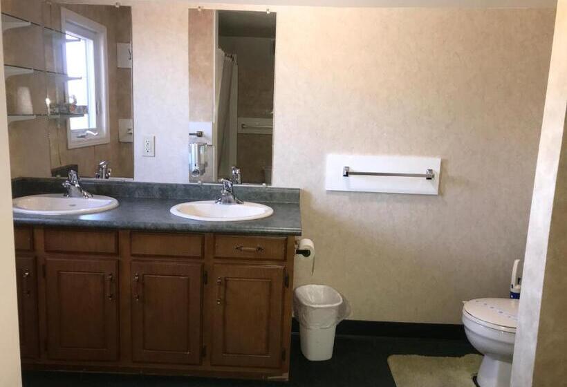 3间卧室的房子, Country Inn Listowel