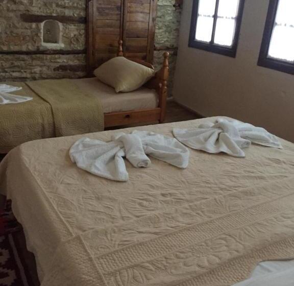 اتاق لوکس با چشم‌انداز, Guest House Salaria