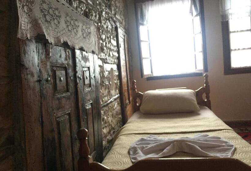 اتاق لوکس با چشم‌انداز, Guest House Salaria