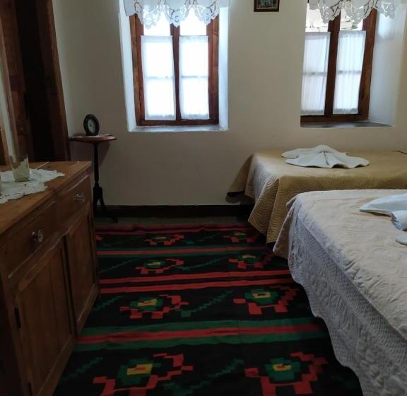 اتاق استاندارد سه نفره, Guest House Salaria