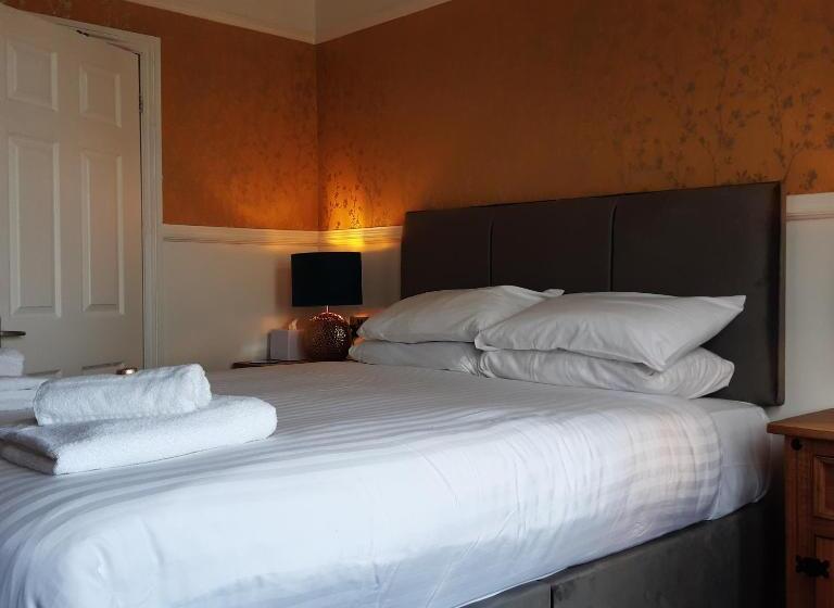 חדר סופריור עם מיטת קינג, The Merrydale Guest House