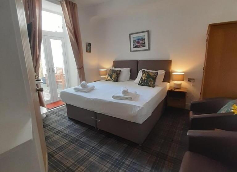 חדר סטנדרט עם טרסה, The Merrydale Guest House