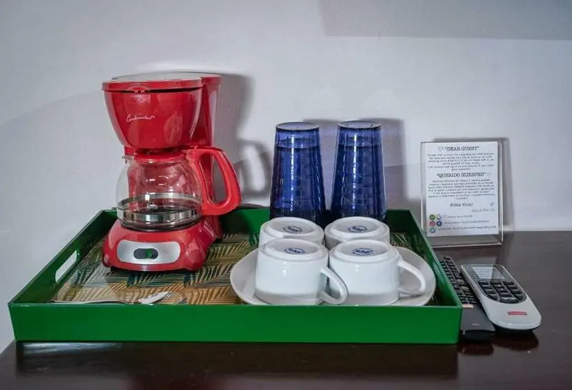 اتاق استاندارد چهار تخته, Villa Tucan