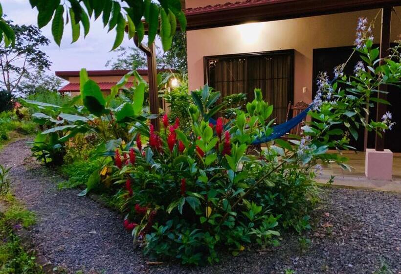 四人标准间, Villa Tucan