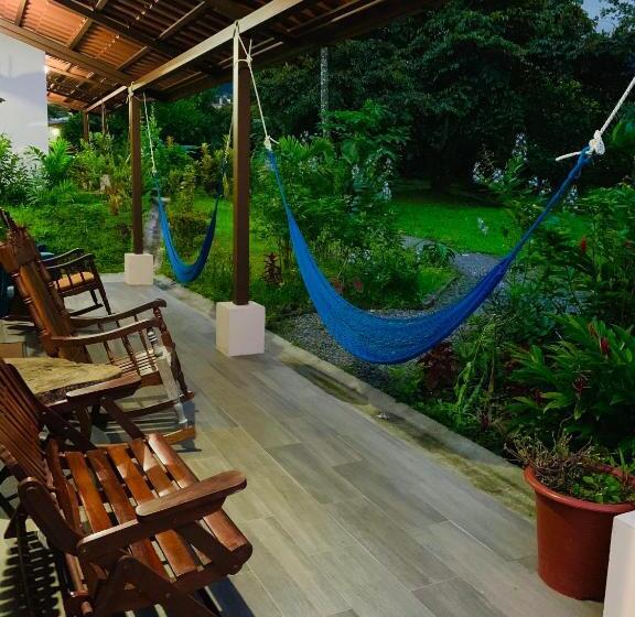 Четырехместный Номер Стандарт, Villa Tucan