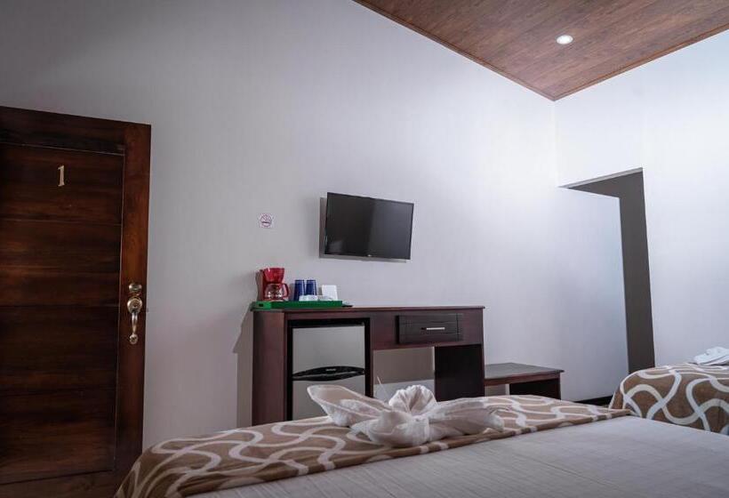 四人标准间, Villa Tucan