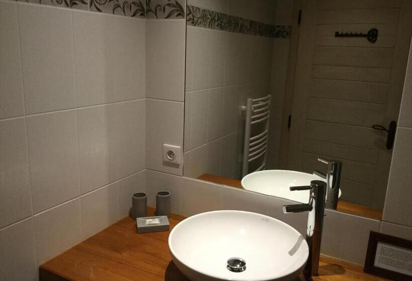 标准三人间, Bluets Et Brimbelles