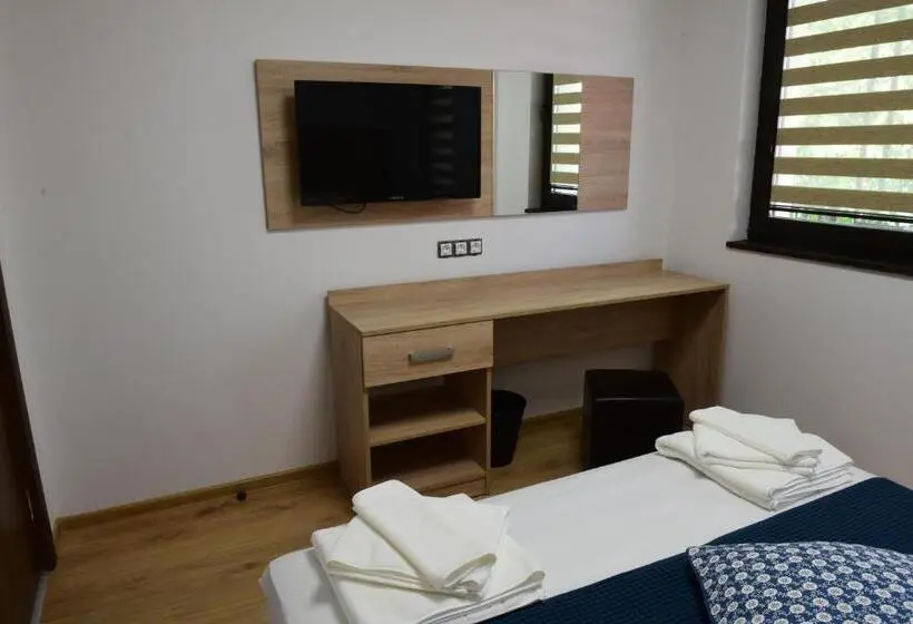 Huoneisto 1 Makuuhuone Terassi, Active Apartments