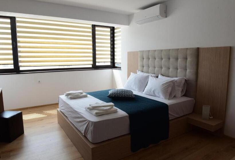 Апартаменты 2 Спальни, Active Apartments