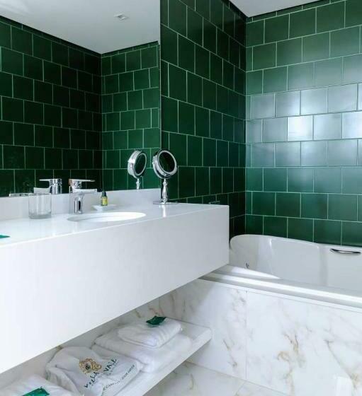 جناح جونيور مطلّ علي حمام السباحة, Villa Do Vale Boutique