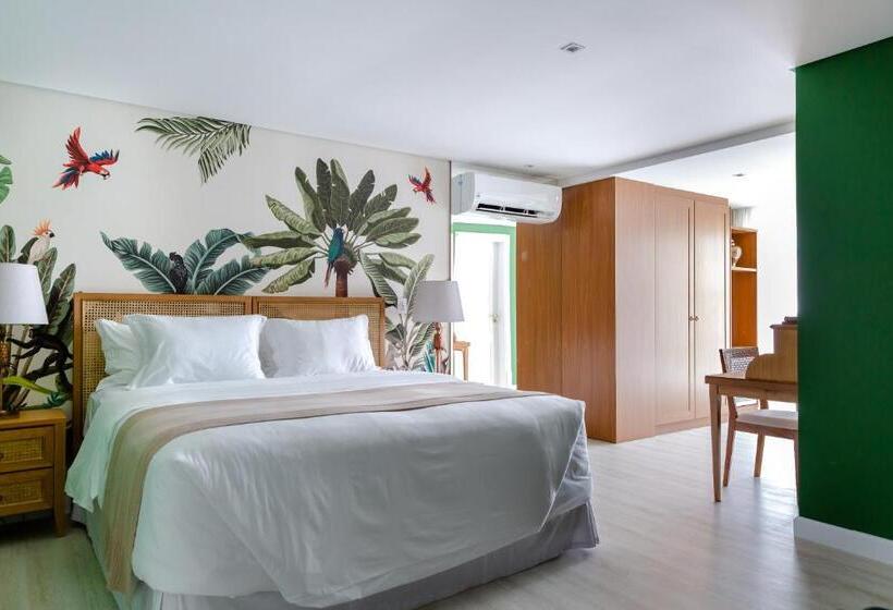 جناح جونيور مطلّ علي حمام السباحة, Villa Do Vale Boutique