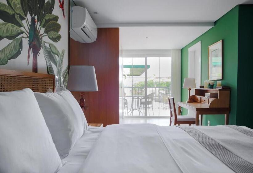 جناح جونيور مطلّ علي حمام السباحة, Villa Do Vale Boutique