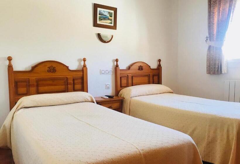 חדר סטנדרט, Hostal Restaurante Ecuador