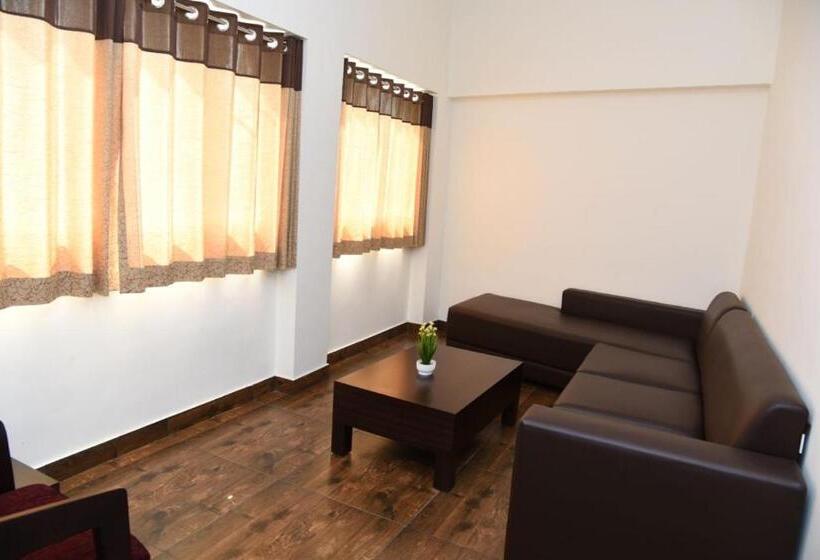 Pokój Deluxe Łóżko King Size, Albisville Hilltop Mansion