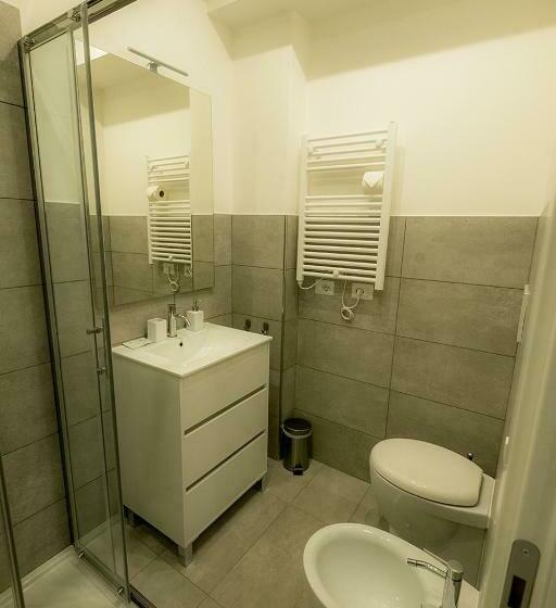 חדר סטנדרט לשלושה עם מרפסת, Suite Pinturicchio