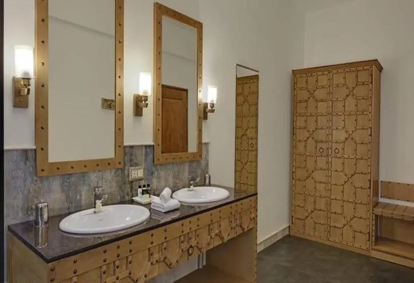سوئیت با چشمانداز, Fateh Safari Suites By Fateh Collection