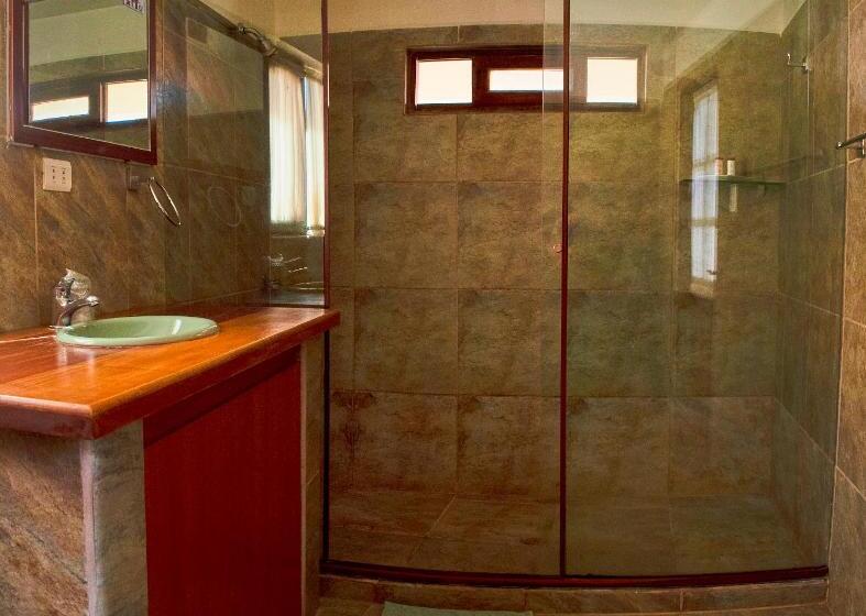 اتاق استاندارد, Santa Mónica